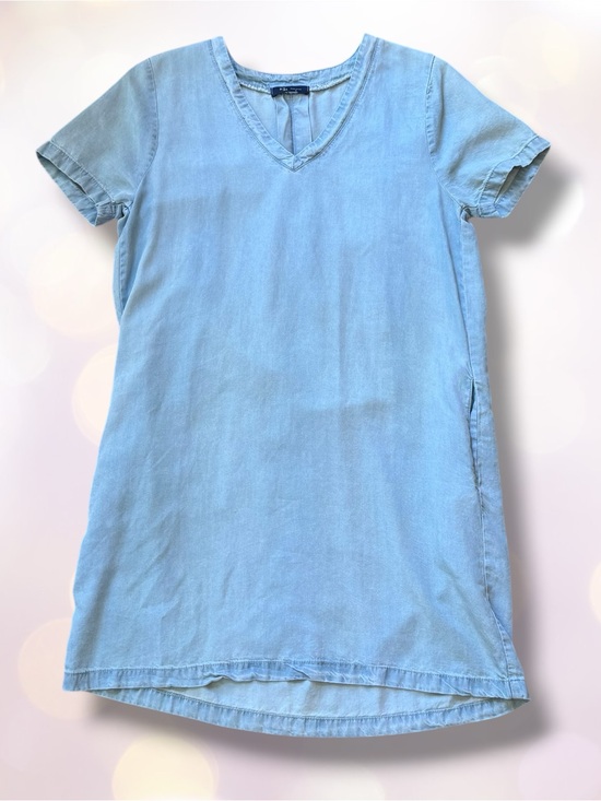 Kld Dresses & Skirts - KLD 100% Tencel V-Neck Midi Dress in Light Blue, size roomy small